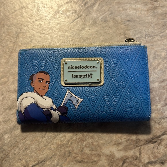 Loungefly Avatar Wallet - Picture 3 of 4